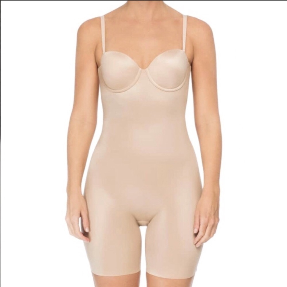 NWT SPANX Suit Your Fancy Convertible Strap Bodysuit! Retail $148